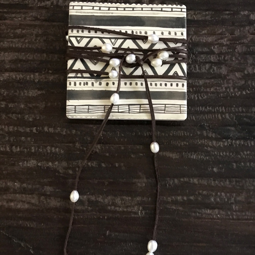 Genuine Australian South Sea pearl and leather